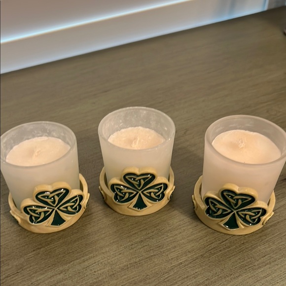 Cream and Green Shamrock Candle Holders Accents - Picture 1 of 4